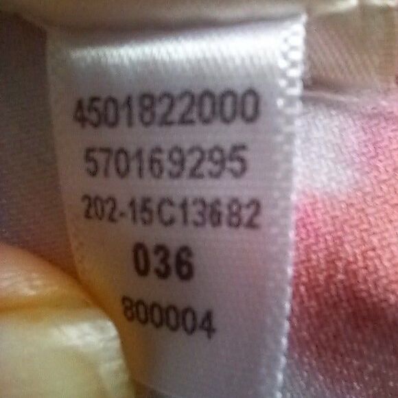 Chicos Floral Asymmetrical Blouse-Size 0 / US Small/4-Slinky-Scoop Neck-Coral - Picture 9 of 9